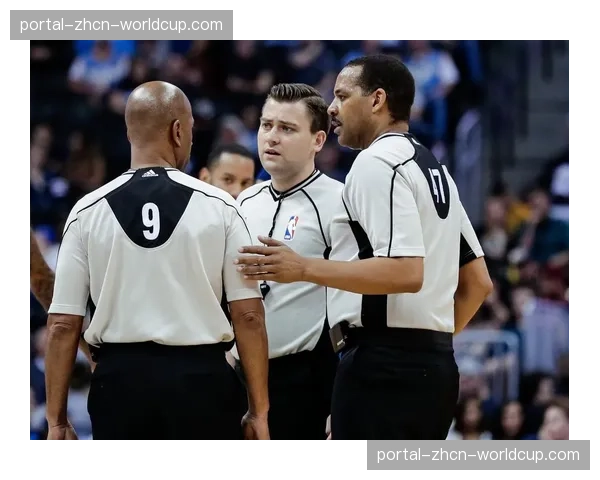 联盟竞赛委员会讨论“最后两分钟裁判报告”扩展版本,拟加入关键战术判罚解读 联盟竞赛委员会讨论“最后两分钟裁判报告”扩展版本,拟加入关键战术判罚解读